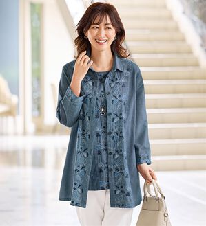 BELLUNA（ベルーナ）の「《友達に差をつける！》杢調シャンブレー刺しゅう切替アンサンブル（ブラウス）」｜インディゴ