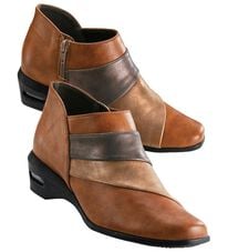 BELLUNA（ベルーナ）の「４Ｅエアソール切替デザインブーティ（ブーツ）」