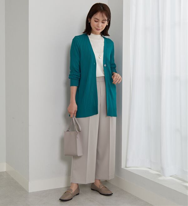 BELLUNA（ベルーナ）の「【店舗・ネット限定】リブ使いボタンデザインカーディガン（ニットカーディガン）」｜詳細画像