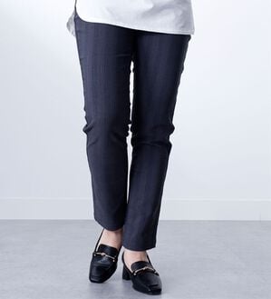 BELLUNA（ベルーナ）の「美脚ストレッチ裏起毛パンツ（フルレングスパンツ）」｜ネイビー系チェック