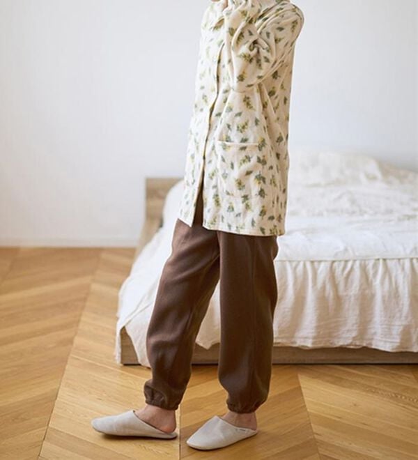 LAVIENNE（ラヴィエンヌ）の「ソフトでかるぽかフリースパジャマ（パジャマ・ルームウェア）」｜詳細画像