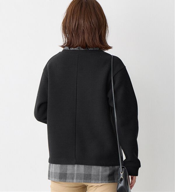 Viola e Viola（ヴィオラ エ ヴィオラ）の「あったか裏起毛異素材切替ニットソートップス（カットソー）」｜詳細画像