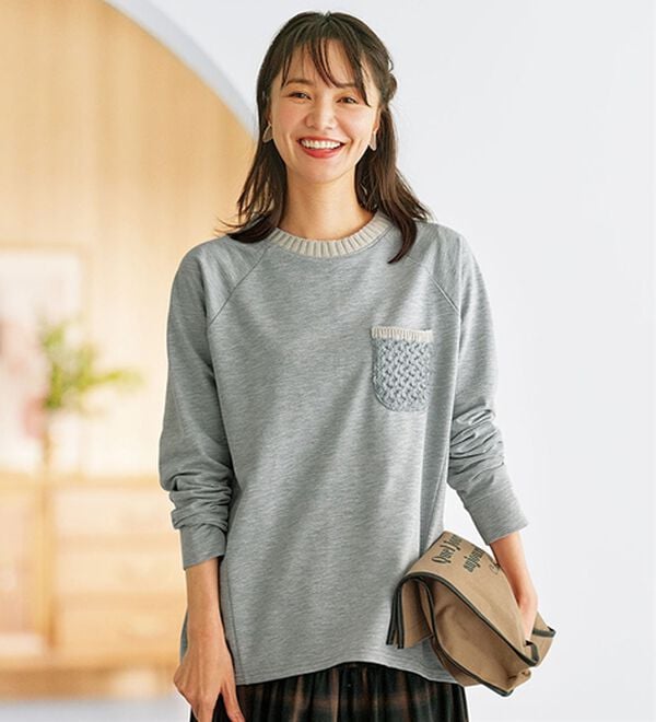 BELLUNA（ベルーナ）の「裏毛素材ニット切替プルオーバー（カットソー）」｜杢グレー