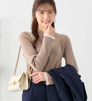 alotta（アロッタ）の「【静電気防止】もっちり袖配色リブニット（ニット・セーター）」｜グレージュ