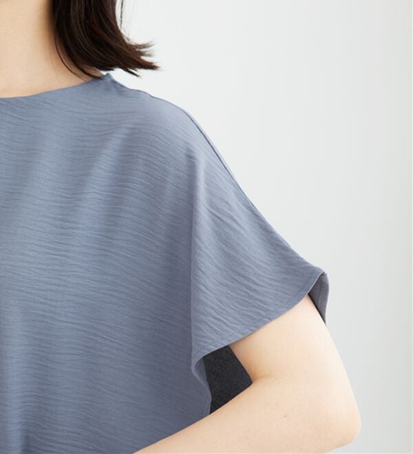 BELLUNA（ベルーナ）の「【2つの機能付き】お手入れ楽々！裾ギャザープルオーバー（ブラウス）」｜詳細画像