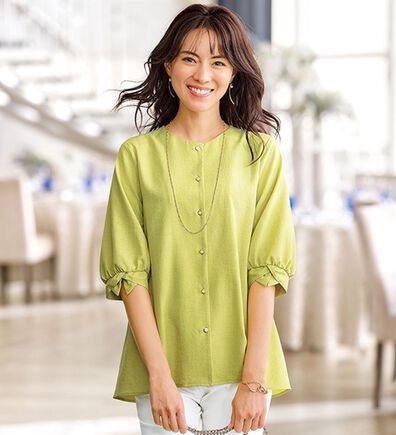 BELLUNA（ベルーナ）の「サラリ麻調素材袖リボンペプラムブラウス（ブラウス）」