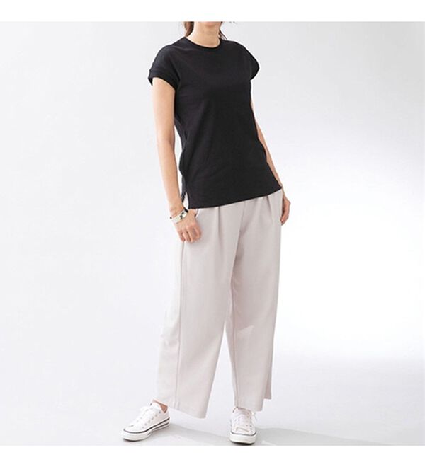 LAVIENNE（ラヴィエンヌ）の「大人世代のキレイに着こなすＴシャツ（Tシャツ）」｜詳細画像