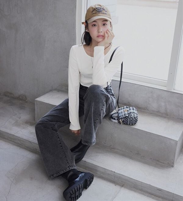 CHAN ME（チャンミ）の「ラウンドネックＴシャツ（Tシャツ）」｜詳細画像