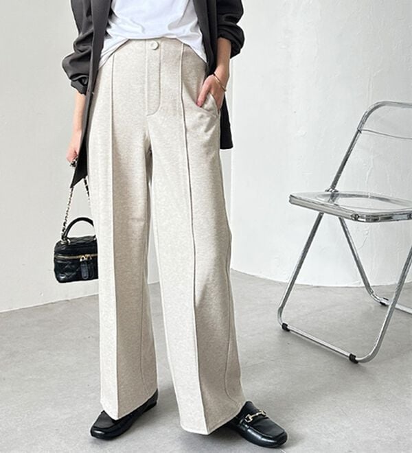 GeeRA（ジーラ）の「美脚ストレッチセミワイドパンツ（ワイドパンツ・ガウチョ）」｜詳細画像