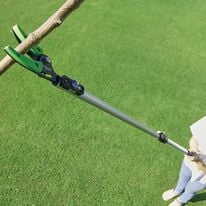 「新　伸縮ノコギリ高枝切りバサミ（ガーデニング・園芸用品）」