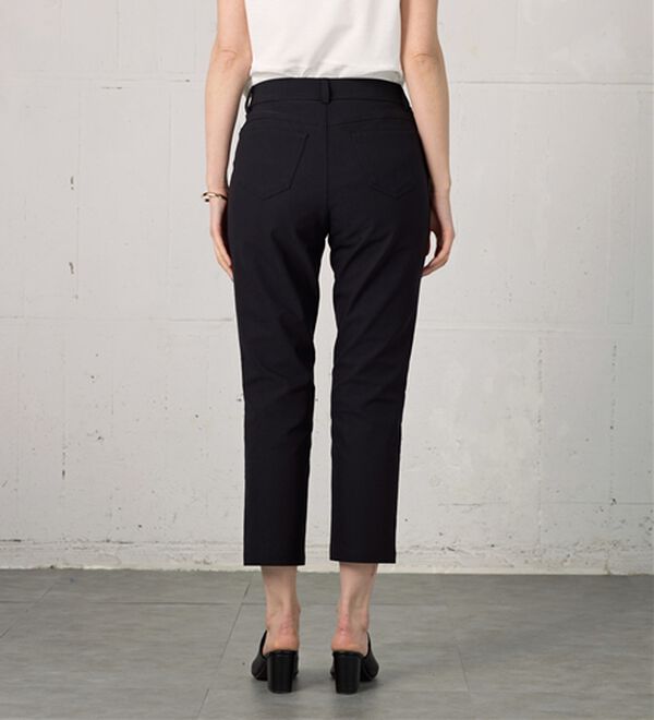 BELLUNA（ベルーナ）の「 【接触冷感】【選べる2丈】サラリ裏メッシュ美脚アンクルパンツ（フルレングスパンツ）」｜詳細画像