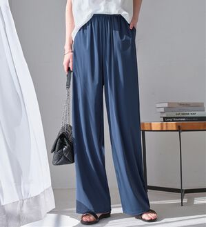 Viola e Viola（ヴィオラ エ ヴィオラ）の「【接触冷感】さらテロ楽のびストレートパンツ【選べる２丈】（フルレングスパンツ）」｜ダークブルー