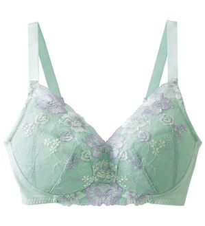 LAVIENNE（ラヴィエンヌ）の「グラマーさんの小さく見せるノンワイヤーブラ（ブラジャー）」｜ミントグリーン