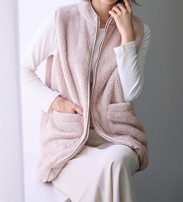 LAVIENNE（ラヴィエンヌ）の「ふわふわ暖かフリースベスト（ベスト）」｜詳細画像