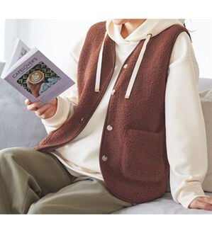 BELLUNA（ベルーナ）の「着回し自在！裏フリースあったかプードルボアベスト（ベスト）」｜チョコレート