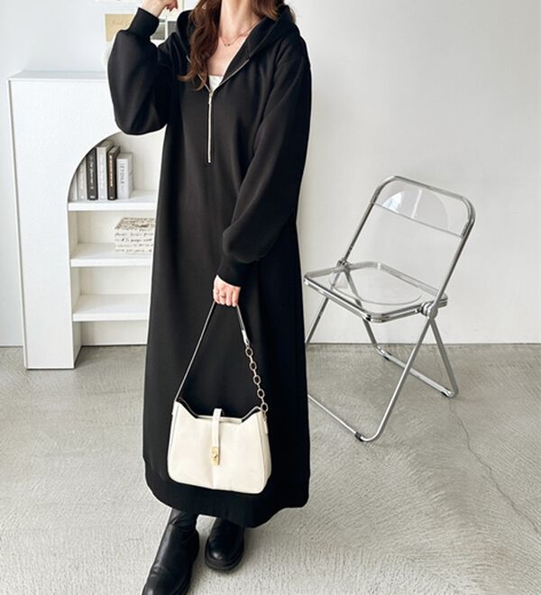 GeeRA（ジーラ）の「【あったか裏起毛】ハーフジップパーカーワンピース（カットソーワンピース）」｜詳細画像