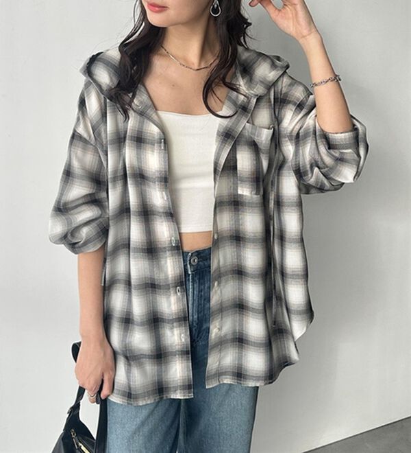 GeeRA（ジーラ）の「羽織にも◎フード付きオーバーサイズシャツ（シャツ）」｜詳細画像