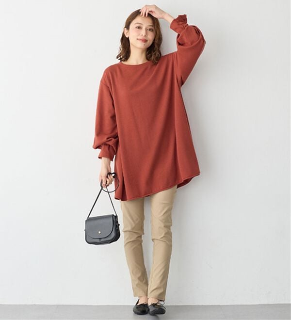 Viola e Viola（ヴィオラ エ ヴィオラ）の「裏ファー袖タックチュニック（チュニック）」｜詳細画像