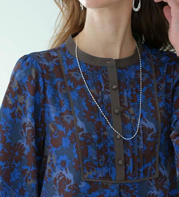 BELLUNA（ベルーナ）の「ビンテージ柄ピンタック使いワンピース（その他ワンピース）」｜詳細画像