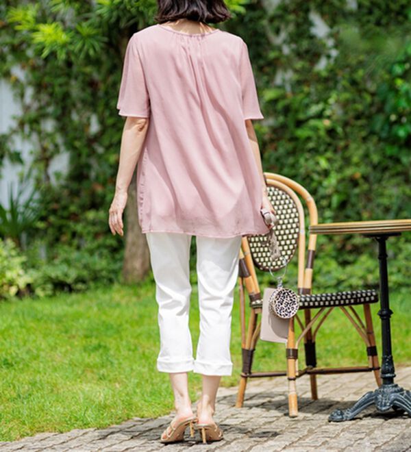 BELLUNA（ベルーナ）の「ヒンヤリ&times;サラリ速乾！綿サテンストレッチ裾リボンクロップドパンツ（クロップドパンツ）」｜詳細画像