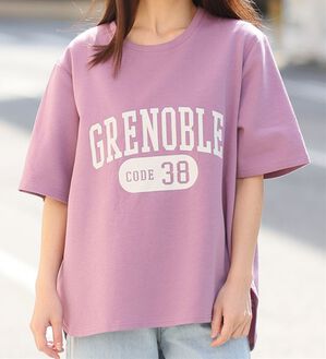 A HAPPY MARILYN（アハッピーマリリン）の「【Ｍ～８Ｌ】【接触冷感・ＵＶ対策】カレッジプリント裾ラウンドＴシャツ（Tシャツ）」｜ラベンダー