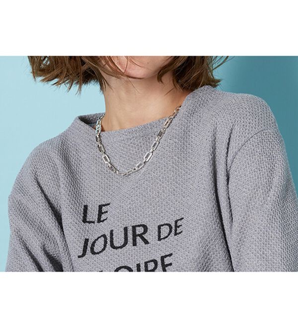 BELLUNA（ベルーナ）の「ふんわり裏起毛ニットソーロゴプルオーバー（カットソー）」｜詳細画像