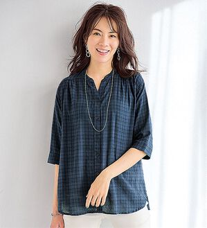 BELLUNA（ベルーナ）の「ふんわりシャドーチェック素材シャツ（シャツ）」｜ネイビー