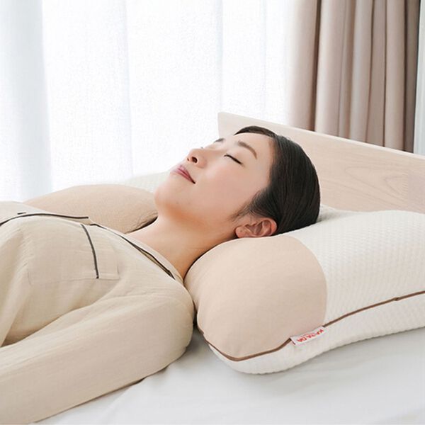 「＜ＫＡ・ＲＡ・ＤＡ　ｆａｃｔｏｒｙ＞監修ととのい枕（枕）」｜詳細画像