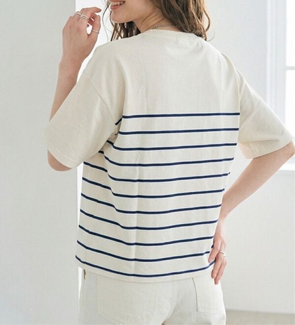 BELLUNA（ベルーナ）の「＜Ｄｉｓｎｅｙ＞【ミッキー】ボーダープリントボックスシルエットTシャツ（カットソー）」｜詳細画像