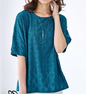 BELLUNA（ベルーナ）の「総レース素材ドルマンプルオーバー（カットソー）」｜ターコイズ