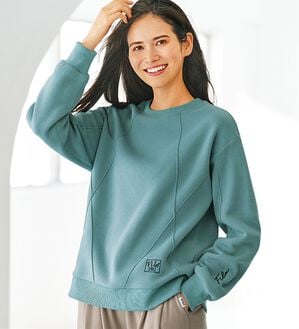 BELLUNA（ベルーナ）の「＜ＦＩＬＡ＞裏起毛ピンタックデザインプルオーバー（カットソー）」｜詳細画像