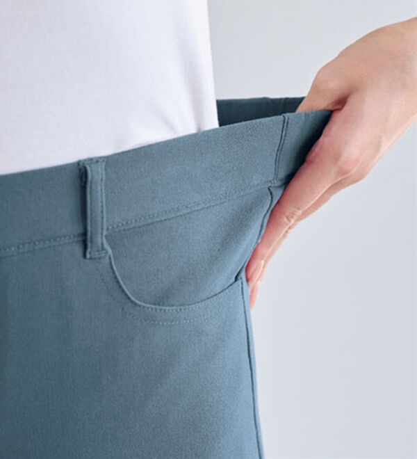 BELLUNA（ベルーナ）の「ゆるフィットスキニーパンツ（フルレングスパンツ）」｜詳細画像