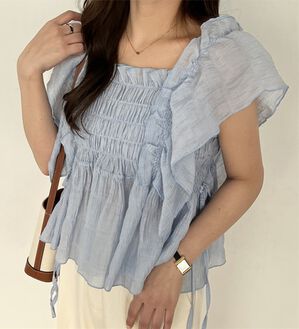 GeeRA（ジーラ）の「フリルシャーリングブラウス（ブラウス）」｜ブルー