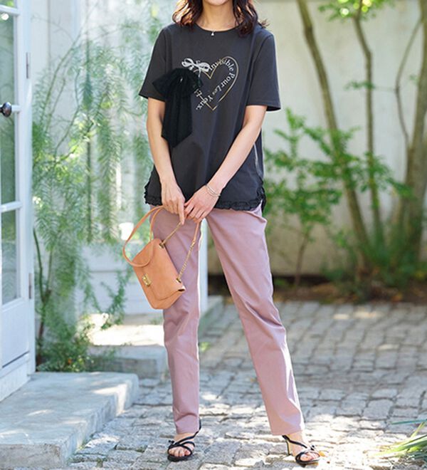 BELLUNA（ベルーナ）の「リボンモチーフ裾フリルプルオーバー（Tシャツ）」｜詳細画像