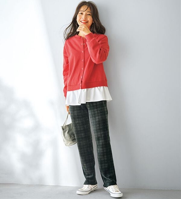 BELLUNA（ベルーナ）の「ふんわりなめらか裏ベロアパンツ（フルレングスパンツ）」｜詳細画像