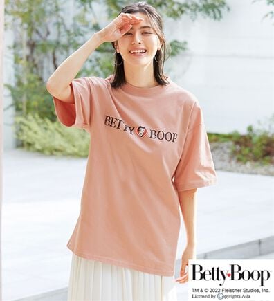 LAVIENNE（ラヴィエンヌ）の「キャラクター／ロゴＴシャツ（パジャマ・ルームウェア）」