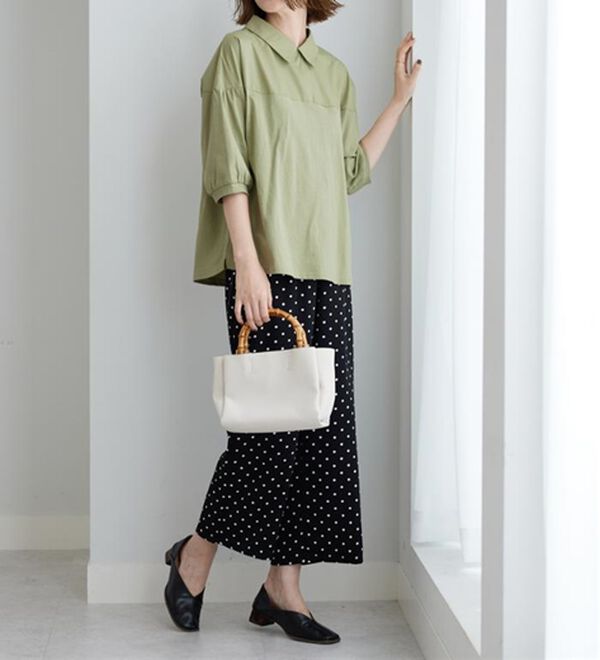 BELLUNA（ベルーナ）の「衿付き異素材切替プルオーバー（カットソー）」｜詳細画像