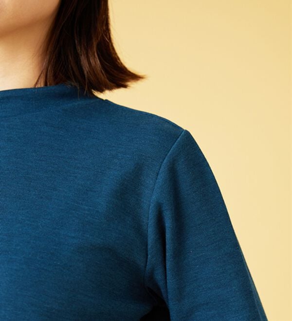 BELLUNA（ベルーナ）の「肌に優しい吸湿発熱ふんわりプルオーバー（カットソー）」｜詳細画像