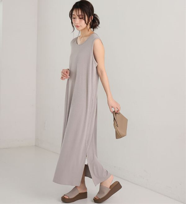 A HAPPY MARILYN（アハッピーマリリン）の「【Ｌ～８Ｌ】【選べる袖丈】さらとろリブワンピース（ロングワンピース）」｜詳細画像