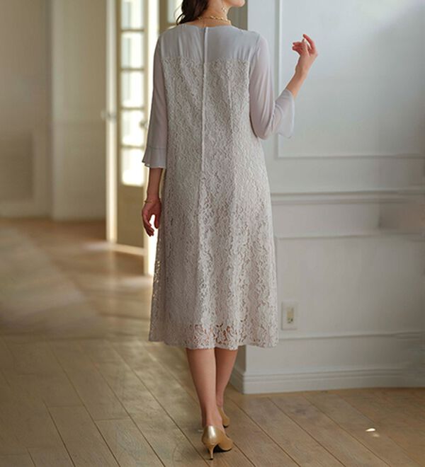 BELLUNA（ベルーナ）の「シャンタン素材ノーカラージャケットレースワンピースアンサンブル（ワンピースセットスーツ）」｜詳細画像