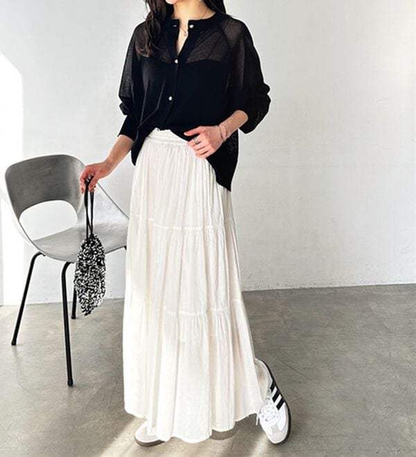 GeeRA（ジーラ）の「ゴールドボタンシアーカーディガン（ニットカーディガン）」｜詳細画像