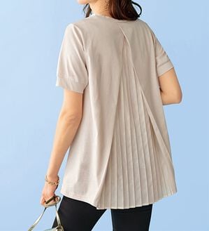 BELLUNA（ベルーナ）の「バックプリーツデザインチュニック（チュニック）」｜ライトグレー