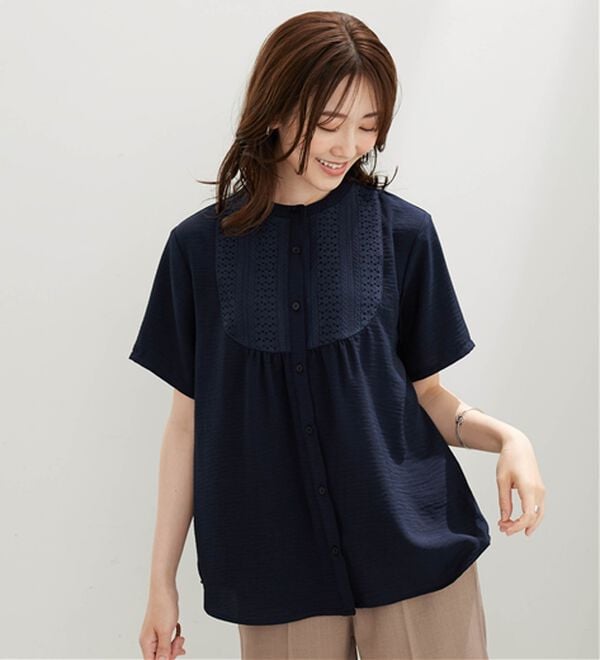 BELLUNA（ベルーナ）の「【多機能付き】お手入れ楽々！レース使いシャツチュニック（チュニック）」｜詳細画像