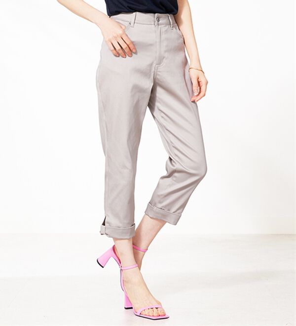 BELLUNA（ベルーナ）の「ヒンヤリ&times;サラリ速乾！綿サテンストレッチ裾リボンクロップドパンツ（クロップドパンツ）」｜詳細画像