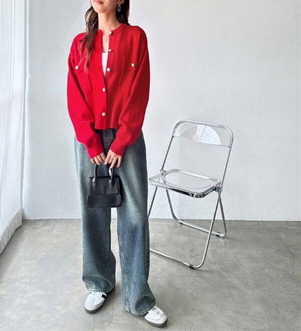 GeeRA（ジーラ）の「ロングシーズン使える！ゴールド調ボタンニットカーデ（ニットカーディガン）」｜詳細画像