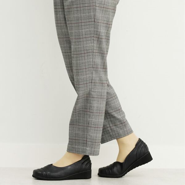 BELLUNA（ベルーナ）の「５Ｅ軽量ステッチデザインパンプス（パンプス）」｜詳細画像