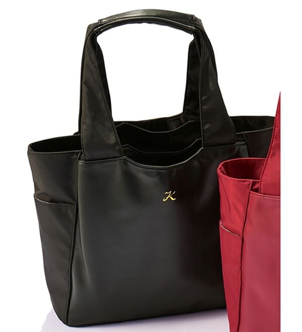 「ユリ・コジマ毎日活躍！２ウェイデザイン多機能軽量トート（トートバッグ）」｜ブラック