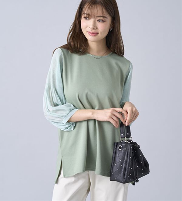 BELLUNA（ベルーナ）の「ヒンヤリ！プリーツ使いデザインプルオーバー（カットソー）」｜詳細画像