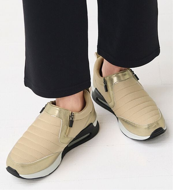 BELLUNA（ベルーナ）の「４Ｅボンディング風エアソールスニーカー（スニーカー）」｜詳細画像