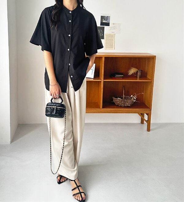 GeeRA（ジーラ）の「フレアー袖バンドカラーブラウス（ブラウス）」｜詳細画像